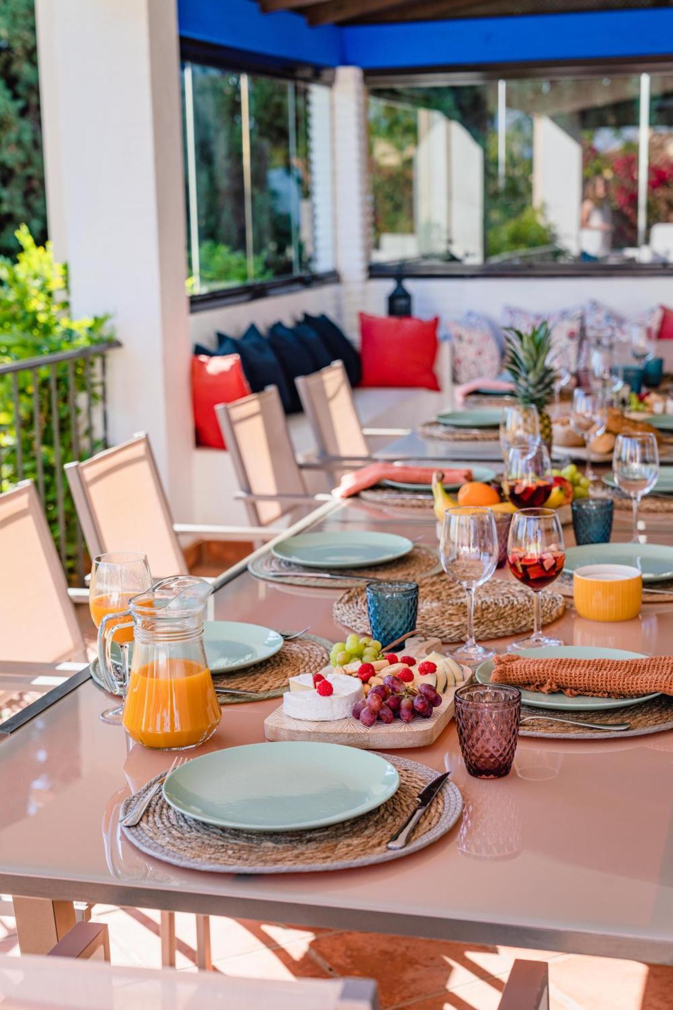 10 Luxe By Lirios Village Villaer