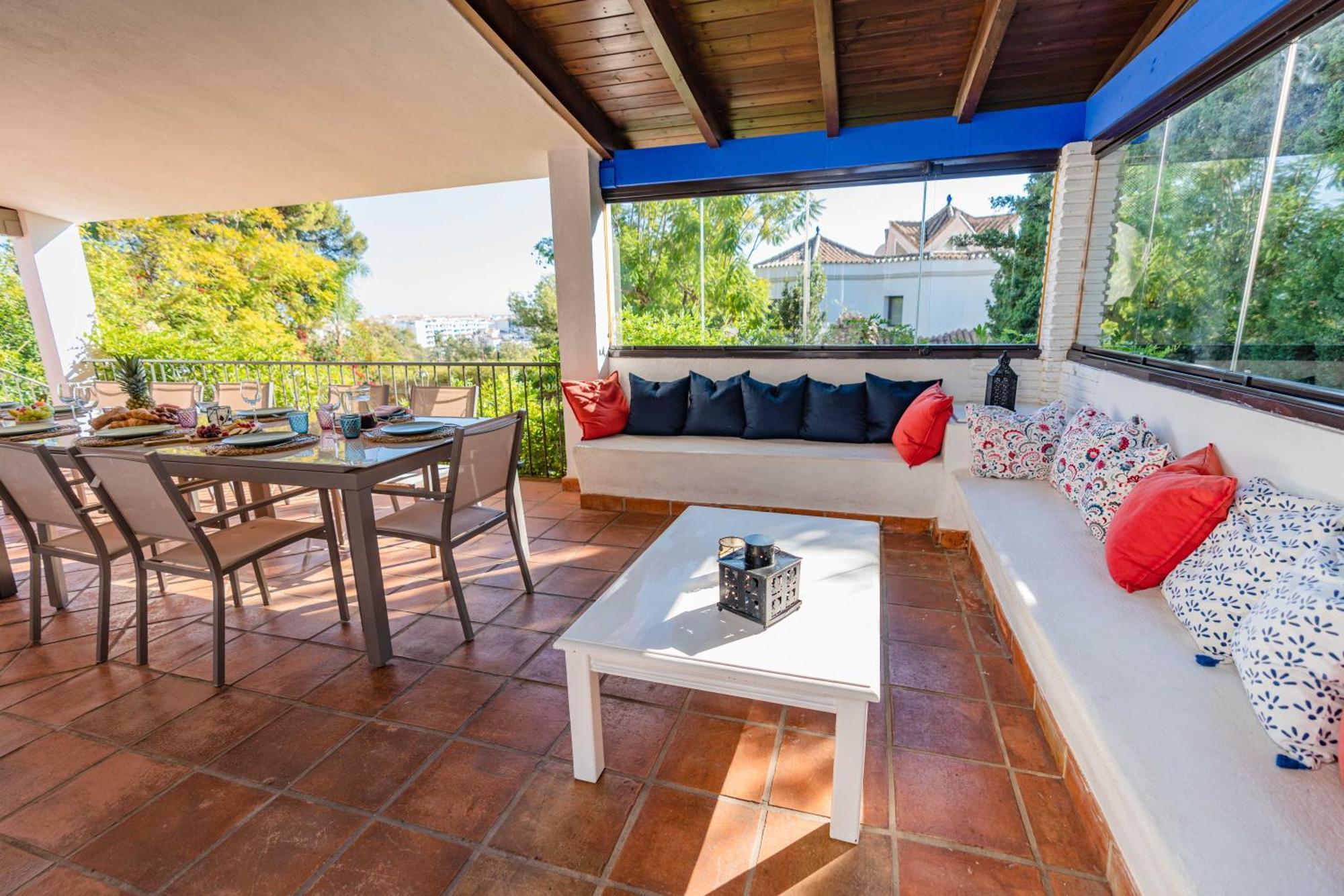 10 Luxe By Lirios Village Villaer *