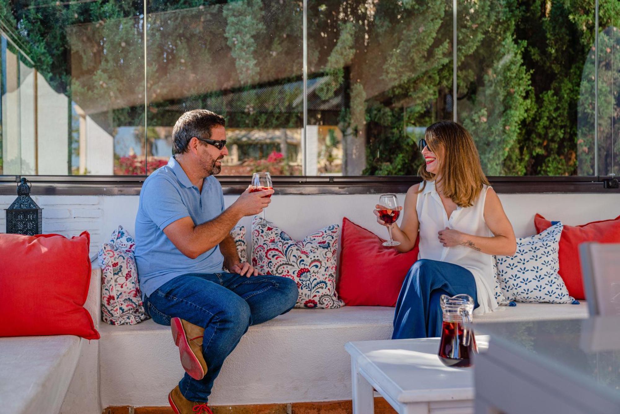 10 Luxe By Lirios Village Villaer